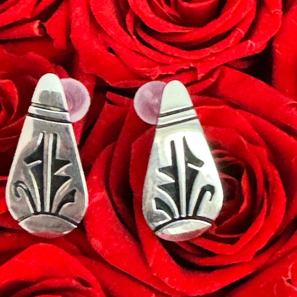 Jewelry - Native American Earrings, Sterling Hopi/Navajo, artist signed & hallmarked